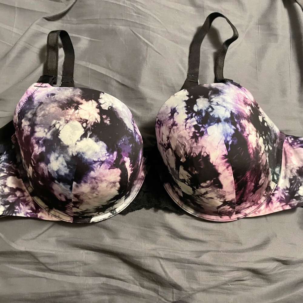 Torrid lightly lined T-shirt bra